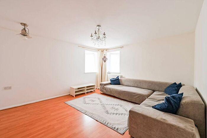 2 Bedroom Flat To Rent In Ronnie Lane, Manor Park, London, E12
