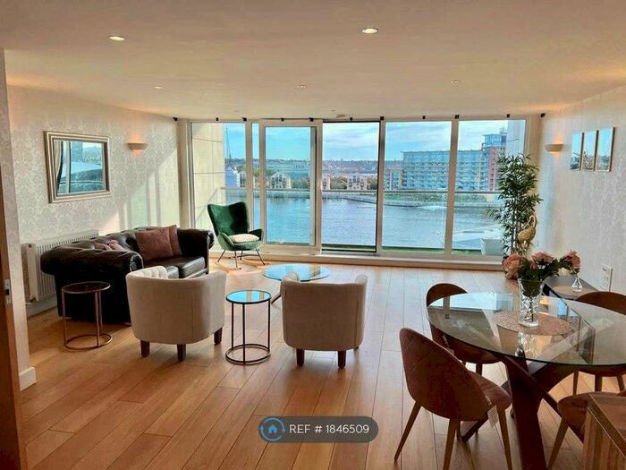 2 Bedroom Flat To Rent In Adriatic Apartments, London, E16