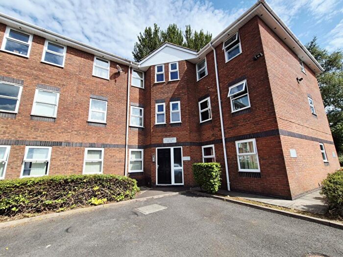 2 Bedroom Apartment To Rent In Clipper Quay, BB1