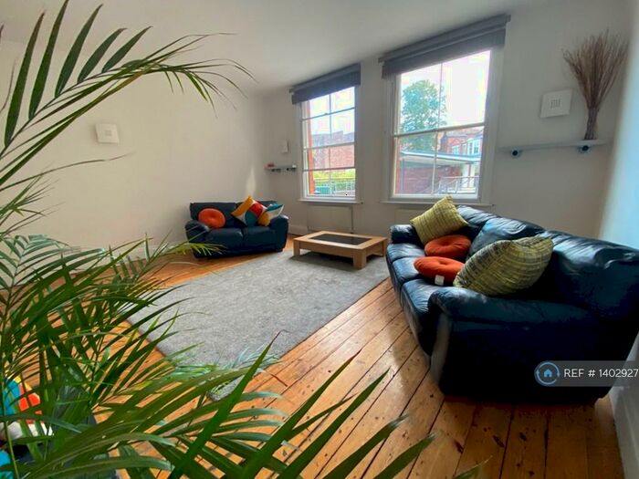 2 Bedroom Flat To Rent In Ribbon Factory, Coventry, CV1