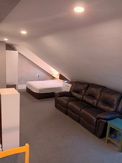 Studio To Rent In Baffins Road, Portsmouth, PO3