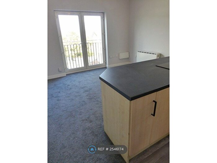 2 Bedroom Flat To Rent In Broad Street, Long Eaton, Nottingham, NG10