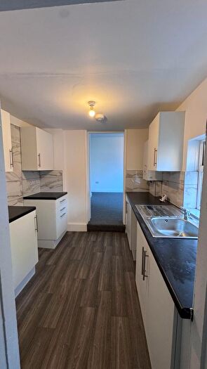 3 Bedroom Flat To Rent In St. Pauls Road, Jarrow, NE32