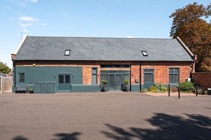 4 Bedroom Detached House For Sale In Church Lane, Bedford, MK41