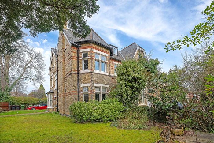 3 Bedroom Flat For Sale In Shortlands Road, Bromley, BR2
