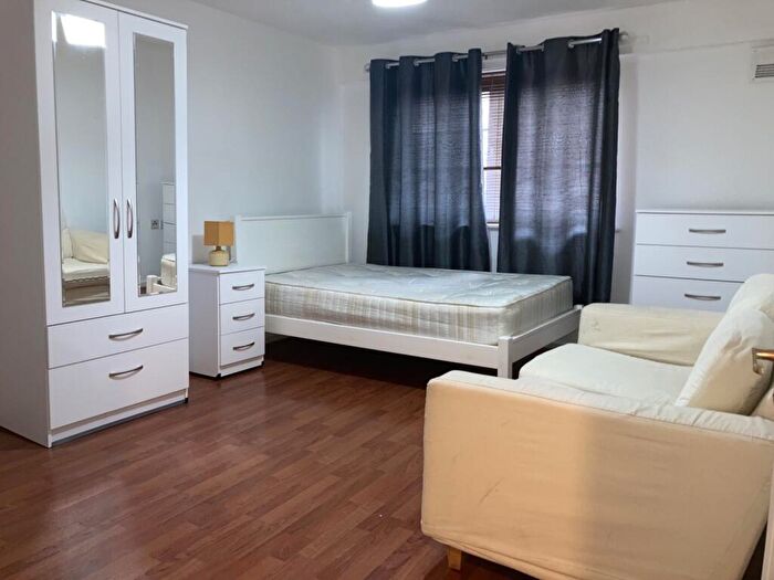 1 Bedroom Flat To Rent In Renaissance Court, Bradford Street, Digbeth, Birmingham, B12