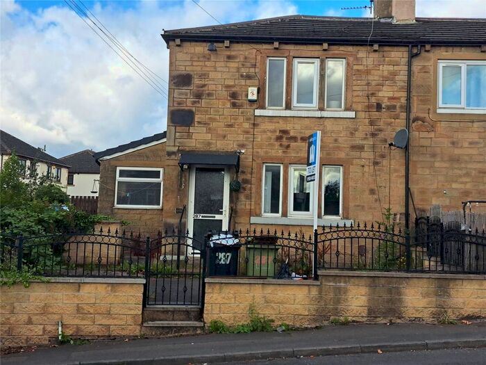 2 Bedroom Semi-Detached House To Rent In Staincliffe Road, Dewsbury, West Yorkshire, WF13
