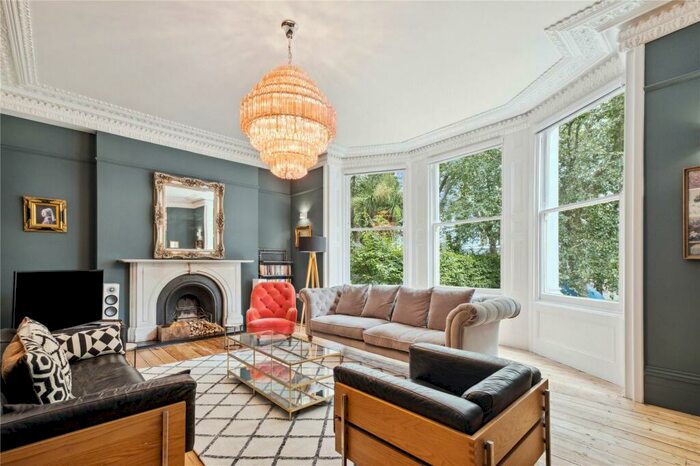 6 Bedroom House To Rent In Highbury New Park, Highbury, N5