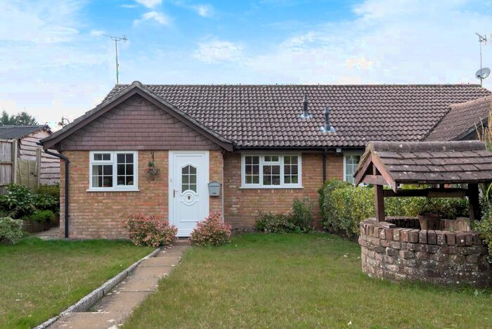 2 Bedroom Semi-Detached Bungalow For Sale In St Andrews Road, Whitehill, GU35