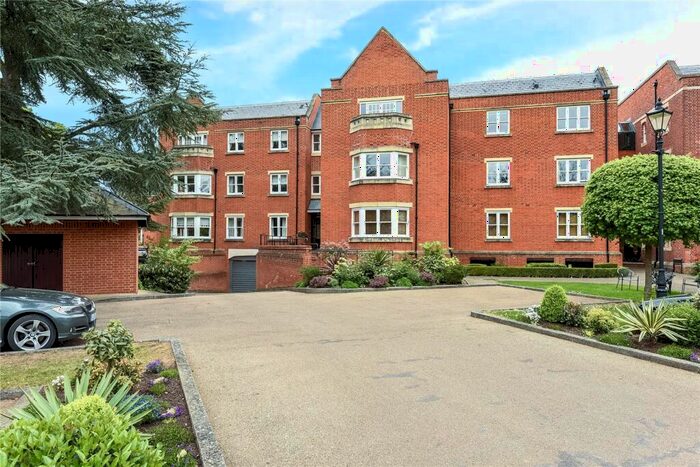2 Bedroom Apartment To Rent In Pemberley Lodge, Longbourn, Windsor, Berkshire, SL4