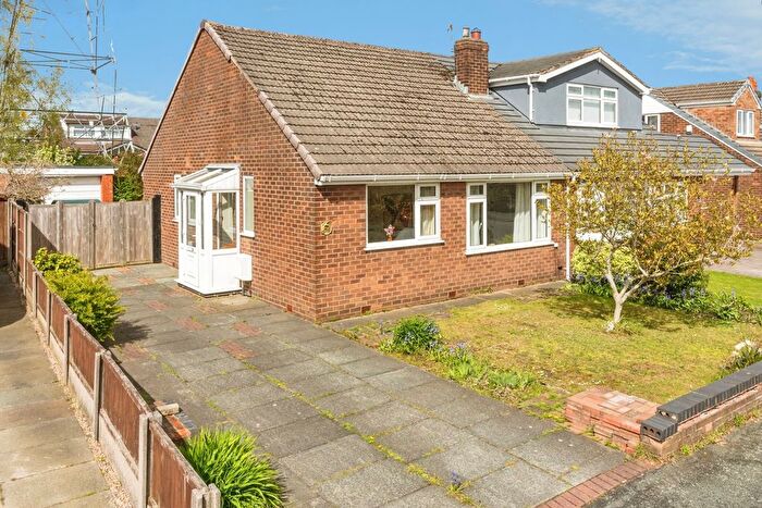 2 Bedroom Bungalow For Sale In Cranborne Avenue, Warrington, Cheshire, WA4