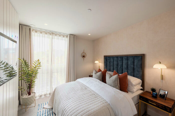 2 Bedroom Retirement Property For Sale In Hobbs Close, West Byfleet, KT14