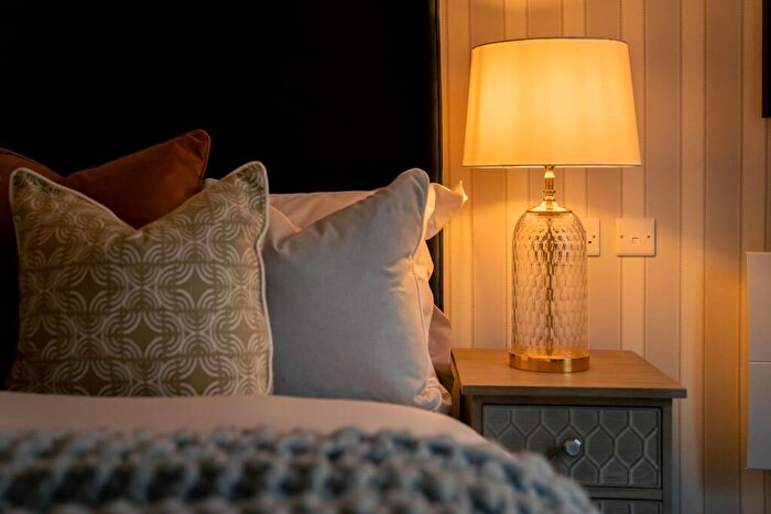 1 Bedroom Retirement Property To Rent In Wetherby Road, Harrogate, North Yorkshire, HG2