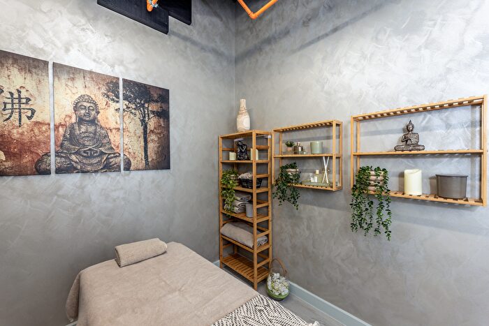 Studio To Rent In Flat, Lowlands Road, Harrow, HA1