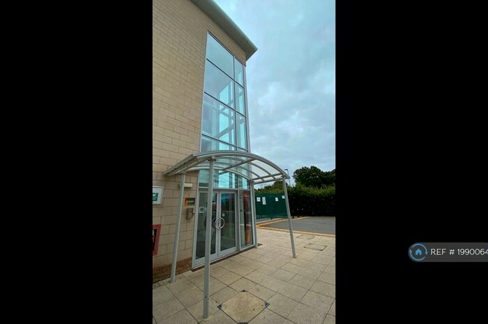 2 Bedroom Flat To Rent In Misterton Court, Orton Goldhay, Peterborough, PE2