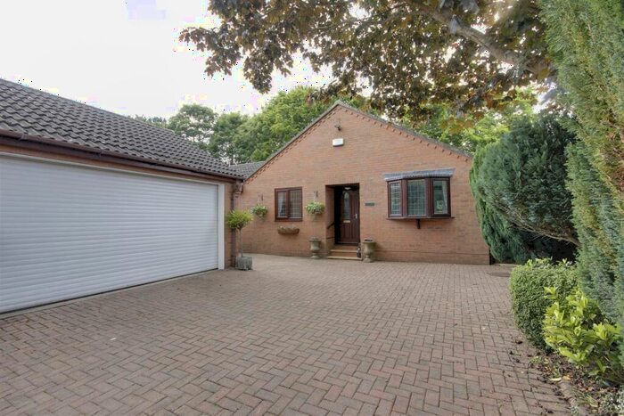 3 Bedroom Detached Bungalow For Sale In Beech Drive, Melton, HU14