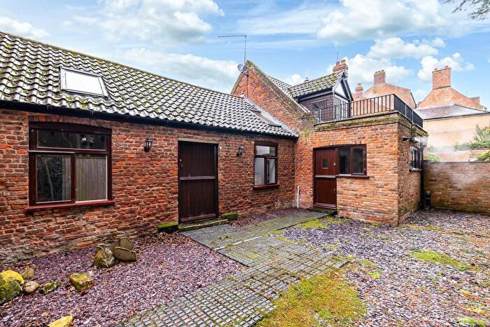 1 Bedroom Barn Conversion For Sale In High Street, Spalding, PE11