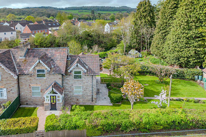 3 Bedroom Semi-Detached House For Sale In Clevedon Road, Flax Bourton, BS48