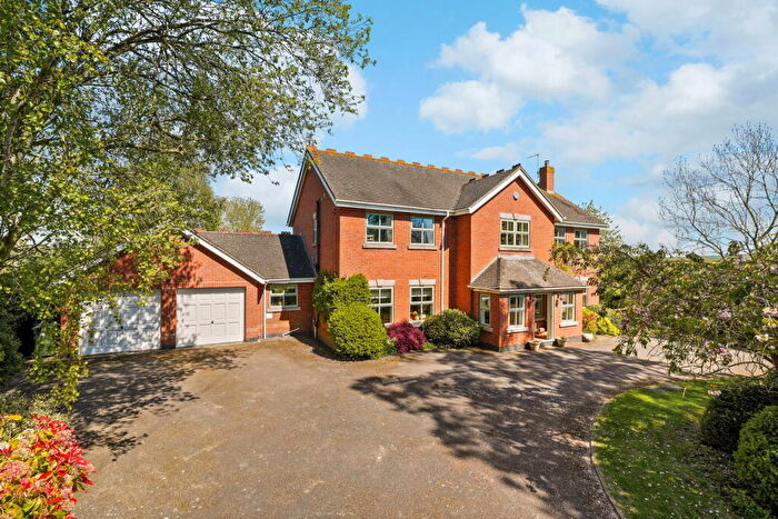 4 Bedroom Detached House For Sale In Welford Road, South Kilworth, Lutterworth, LE17