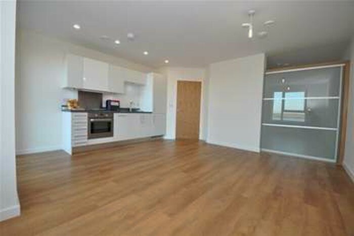 Flat To Rent In The Boathouse, Ocean Drive, Gillingham, ME7