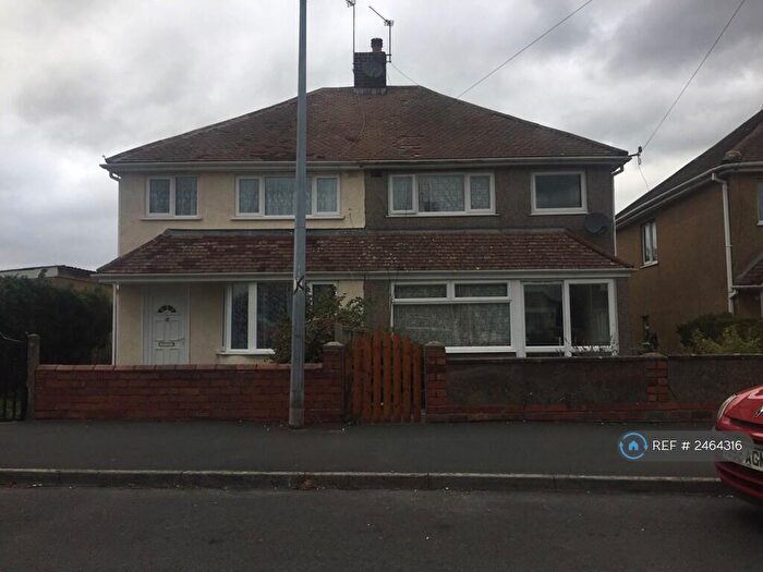 3 Bedroom Semi-Detached House To Rent In Windermere Road, Bristol, BS34