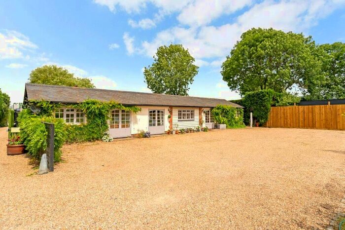 4 Bedroom Bungalow For Sale In Oakley Green Road, Oakley Green, Berkshire, SL4