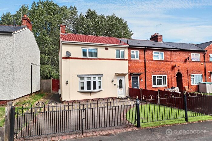 2 Bedroom End Of Terrace House For Sale In Tomkinson Road, Stockingford, Nuneaton, CV10