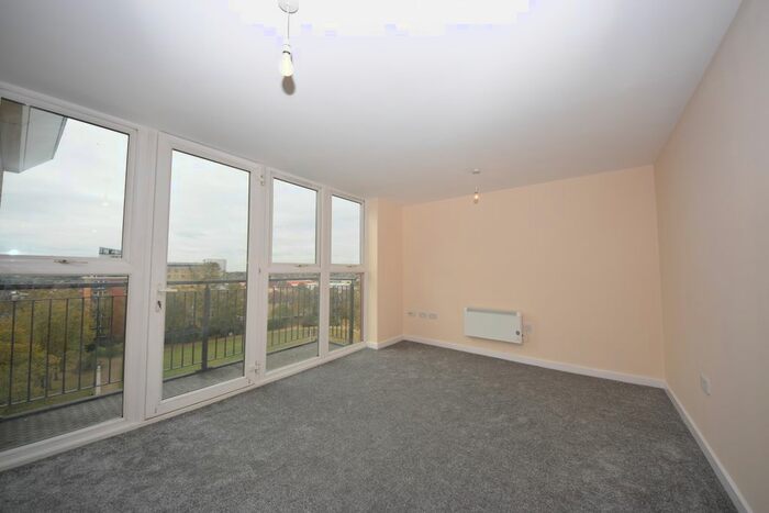 2 Bedroom Flat To Rent In Memorial Heights, Newbury Park, IG2