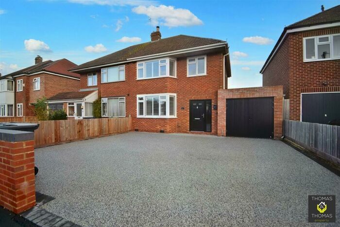 3 Bedroom Semi-Detached House To Rent In Park Avenue, Longlevens, GL2