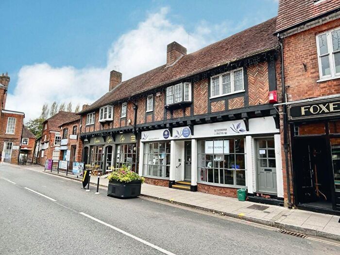 2 Bedroom Maisonette To Rent In Downing Street, Farnham, GU9