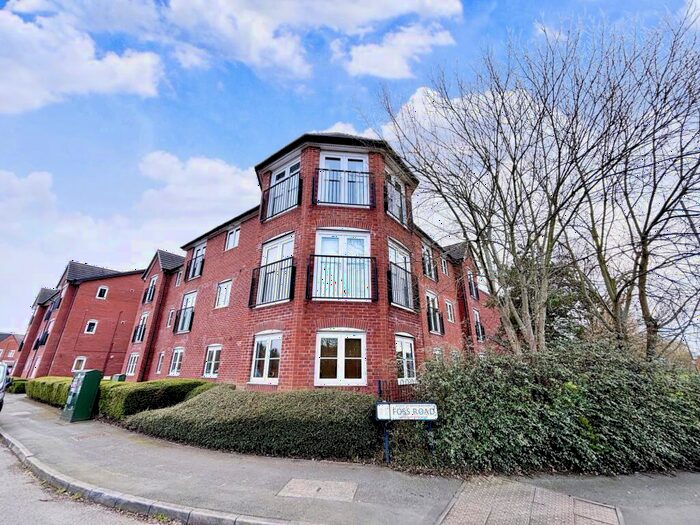 2 Bedroom Apartment To Rent In Foss Road, Hilton, DE65
