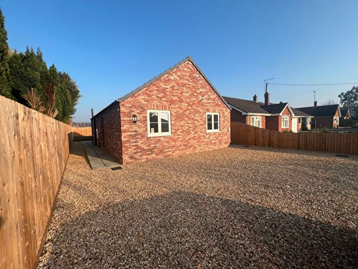 2 Bedroom Detached Bungalow For Sale In Backgate, Cowbit, Spalding, PE12