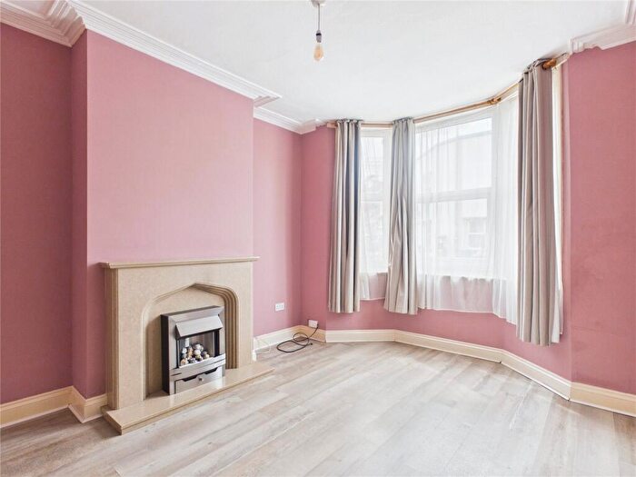 2 Bedroom Terraced House To Rent In North Street, Bedminster, Bristol, BS3
