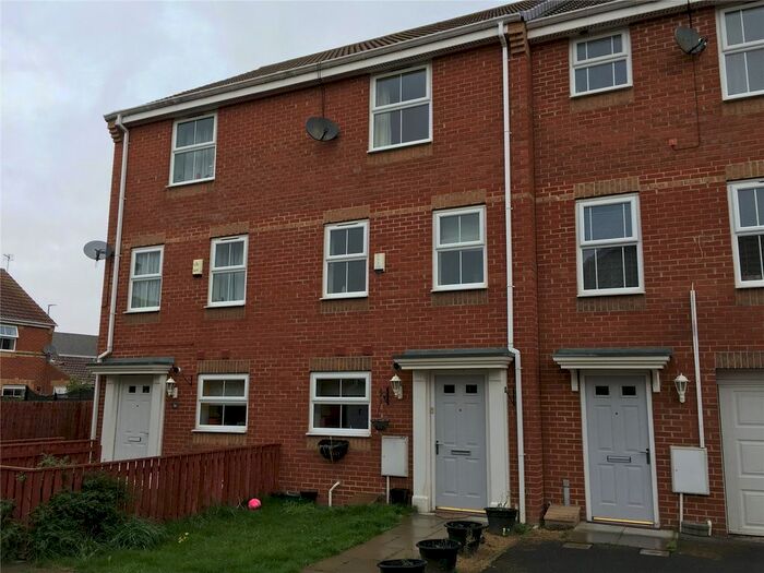 4 Bedroom Terraced House To Rent In Summerfield Grove, Thornaby, Stockton-On-Tees TS17