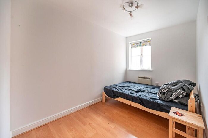 2 Bedroom Flat For Sale In Otter Close, Stratford, London, E15