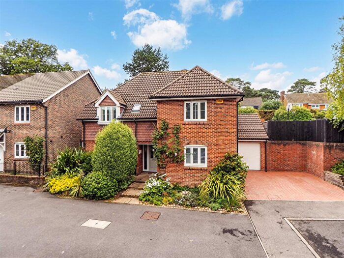 4 Bedroom Detached House For Sale In Wynsdale Chase, Warsash, SO31
