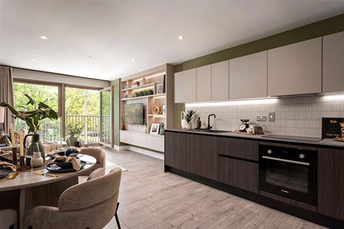 1 Bedroom Flat For Sale In Reading Riverworks, Vastern Road, Reading, RG1