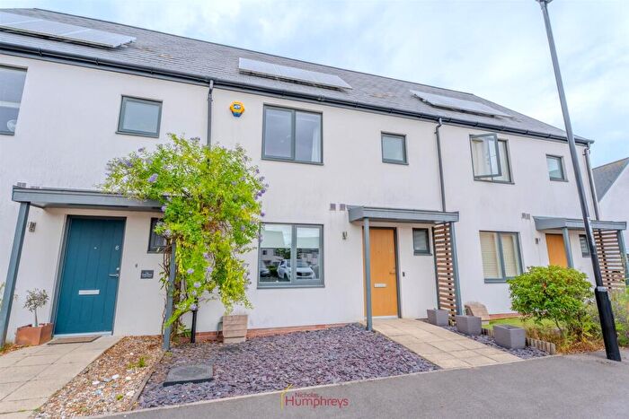 3 Bedroom Terraced House For Sale In Gold Drive, St. Leonards, Ringwood, BH24