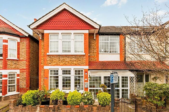 4 Bedroom Semi Detached House For Sale In Kingsley Avenue, Ealing, London, W13