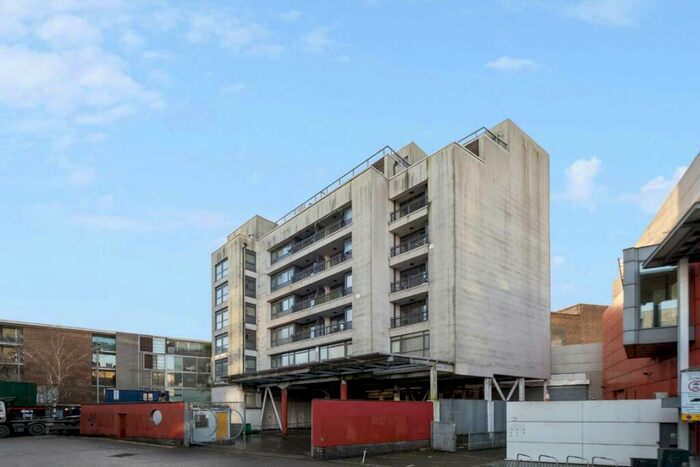 1 Bedroom Flat To Rent In Salway Place, Stratford, E15