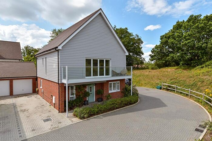 4 Bedroom Detached House For Sale In Lakeside, South Chailey, Lewes, East Sussex, BN8