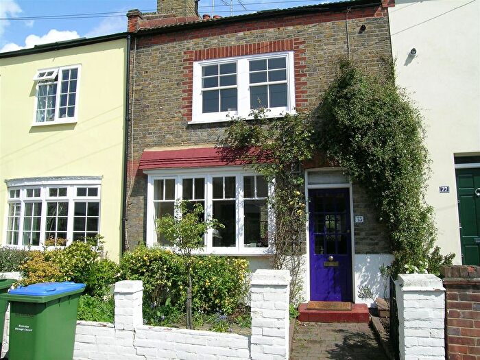 2 Bedroom Terraced House To Rent In Kings Road, Long Ditton, Surbiton, KT6