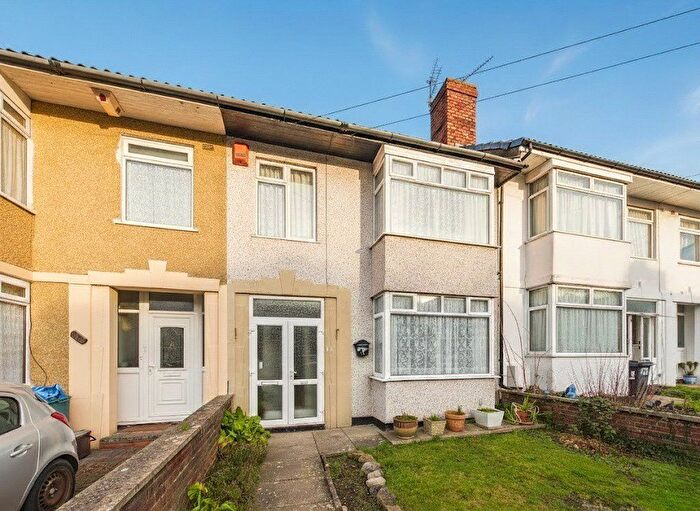 3 Bedroom Terraced House For Sale In Ridgeway Road, Fishponds, Bristol, BS16