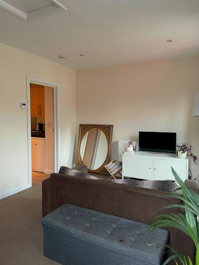 1 Bedroom Flat To Rent In London Road, Washington, BN14