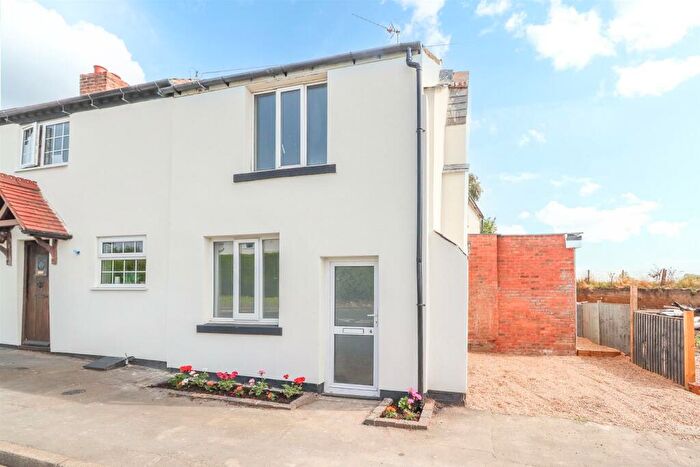 3 Bedroom Semi-Detached House For Sale In Bulkington Road, Shilton, Coventry, CV7