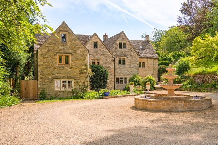 9 Bedroom House For Sale In Cowcombe Hill, Chalford, Stroud, GL6