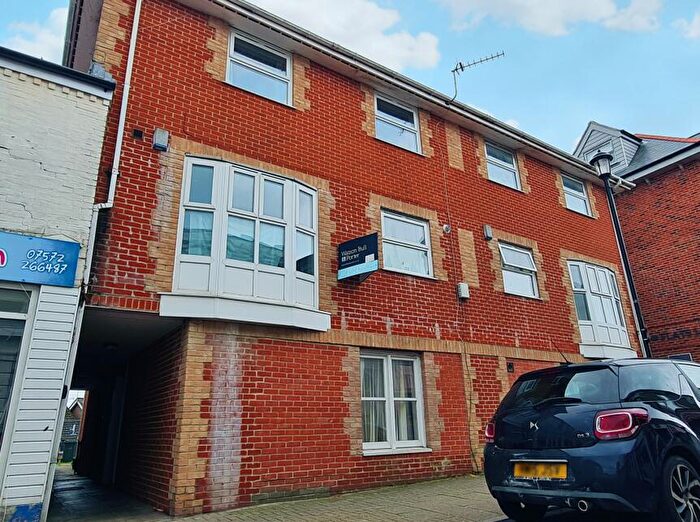 1 Bedroom Apartment To Rent In High Street, Ryde, PO33