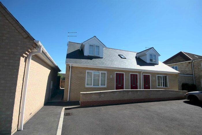 2 Bedroom Flat To Rent In The Mews, Mortlock Avenue, Cambridge, CB4