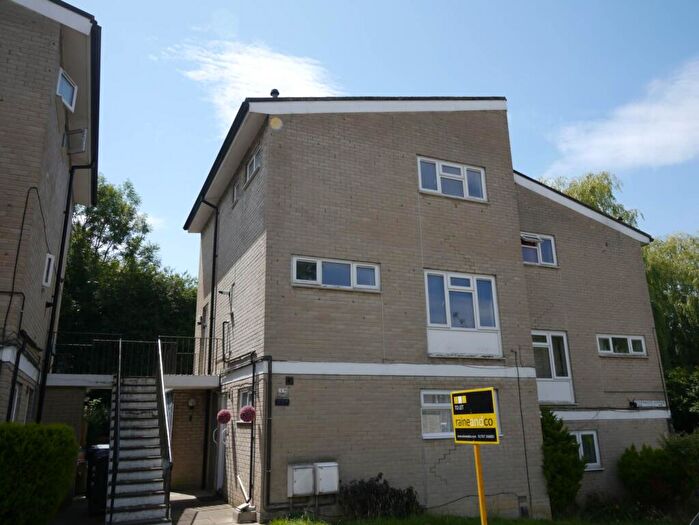 3 Bedroom Maisonette To Rent In Deerswood Avenue, Hatfield, AL10