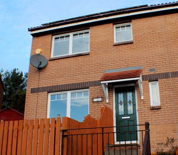 3 Bedroom Semi-Detached House To Rent In Colliston Road, Dunfermline, Fife KY12